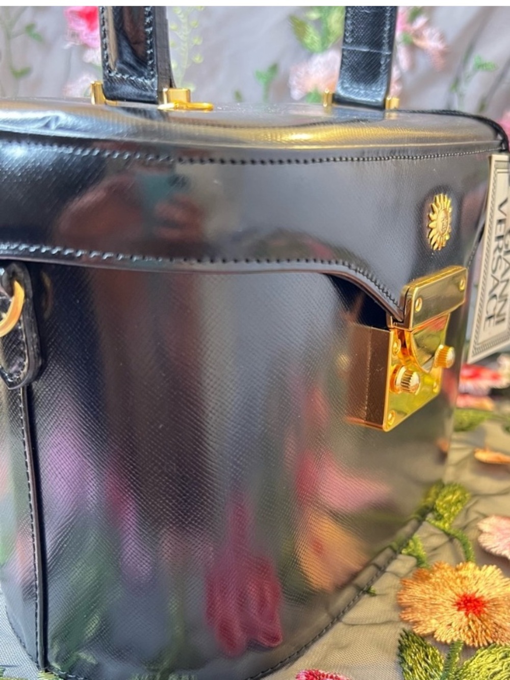 NWT! VERSACE Vanity Bag in Shiny Black Calfskin with Gold Hardware - Picture 2 of 11